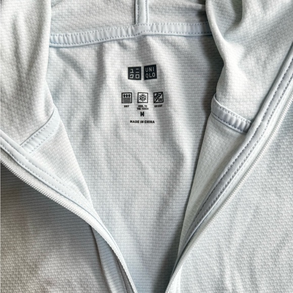 Uniqlo Light blue  atlhetic Zip-Up Jacket - Picture 8 of 8